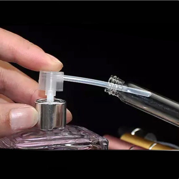 🦋4 for $20, or as marked. NWOT- Refillable Atomizer w/Funnel & Fill Pump Nozzle - Picture 3 of 5